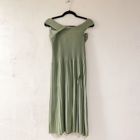 Sovere Inertia Knit Midi Skirt in Green XL - Picture 2 of 7